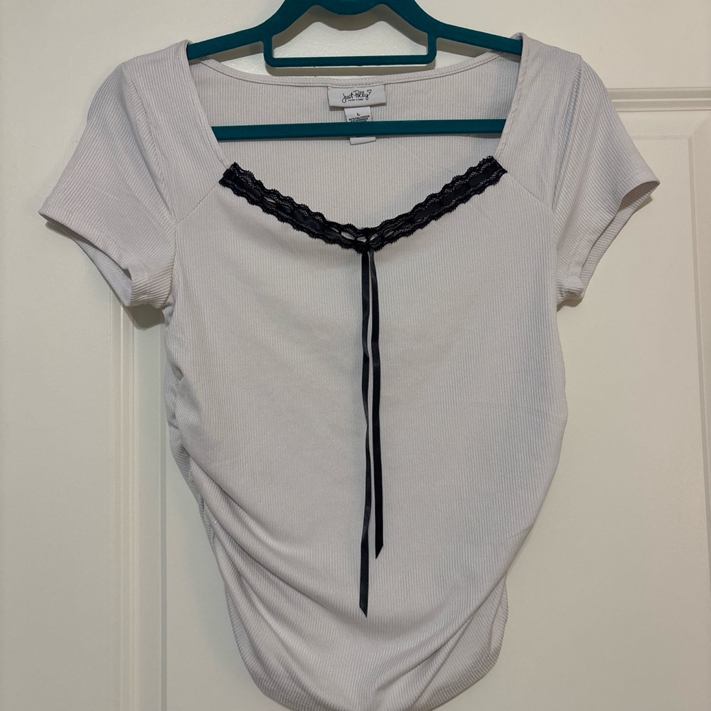 White Lace-Trim Short Sleeve Top with Ribbon Detail